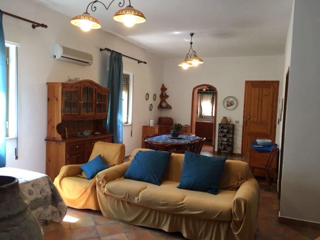 Вилла Zahra Casa Vacanze Кастеллуццо Экстерьер фото