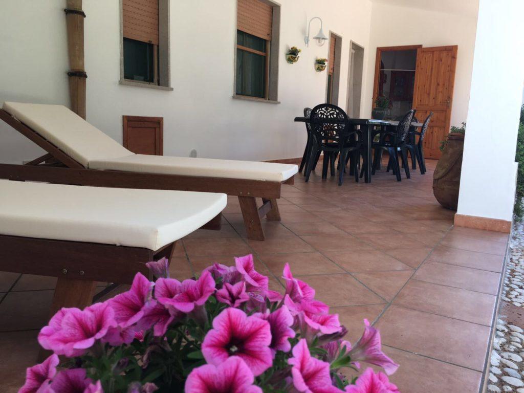 Вилла Zahra Casa Vacanze Кастеллуццо Экстерьер фото